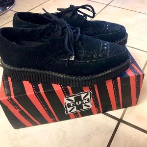 Women’s TUK Black Suede Leather Pointed Creepers